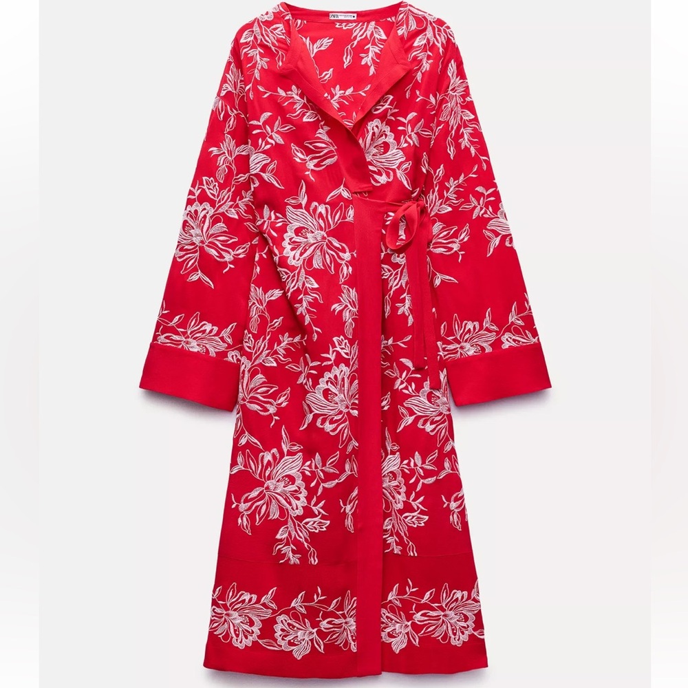🆕 2025 ZARA EMBROIDERED PRINT KIMONO